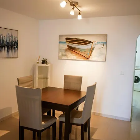 Casa Lince: 2/2 In דירה *